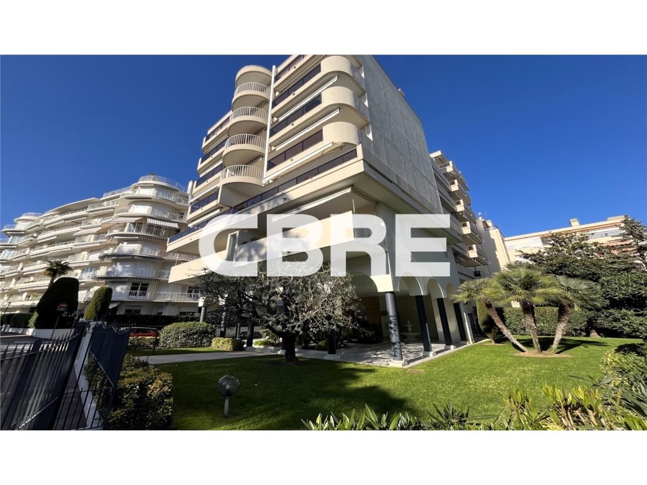 Belle opportunité ! CBRE vous propose à la vente 