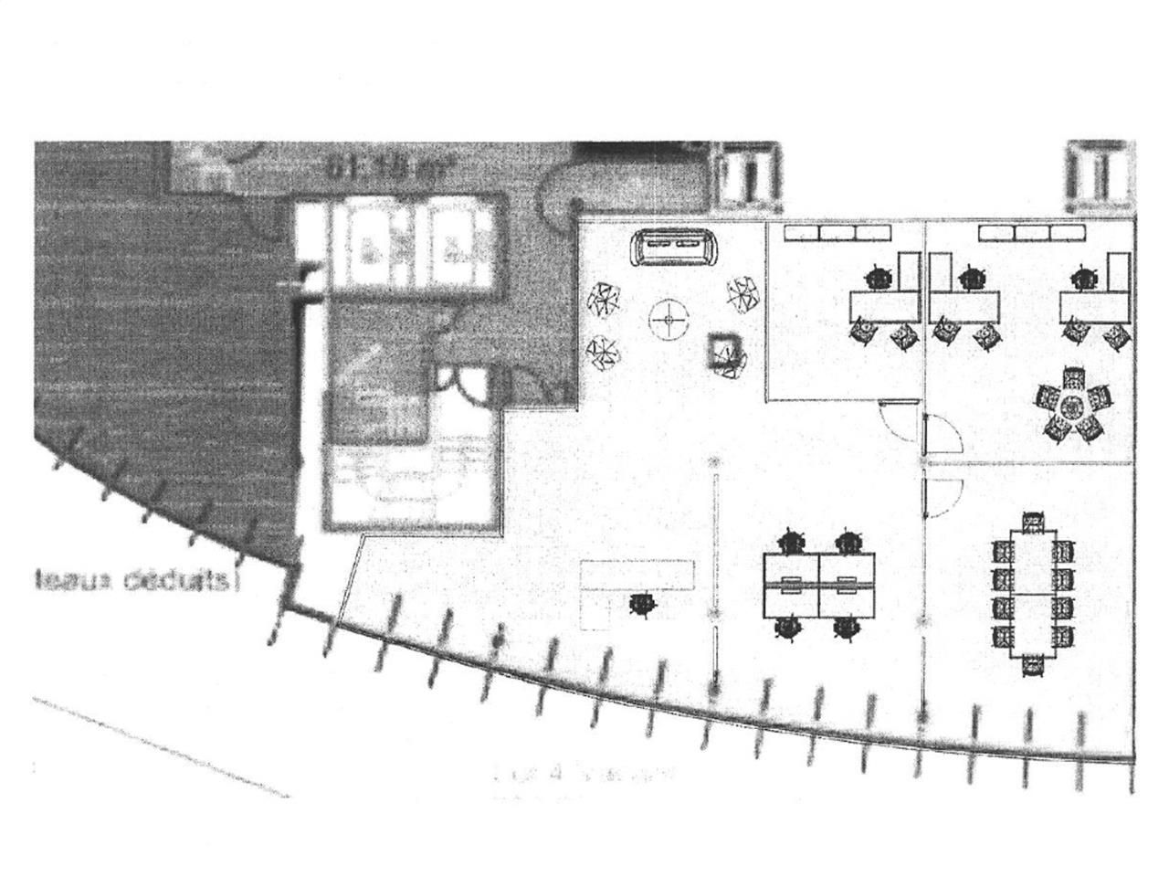 Location bureaux 242 m² non divisibles