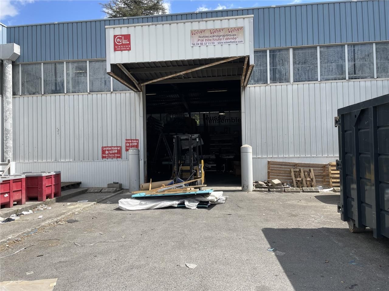 CARROS (06510) - CBRE vous propose à la location