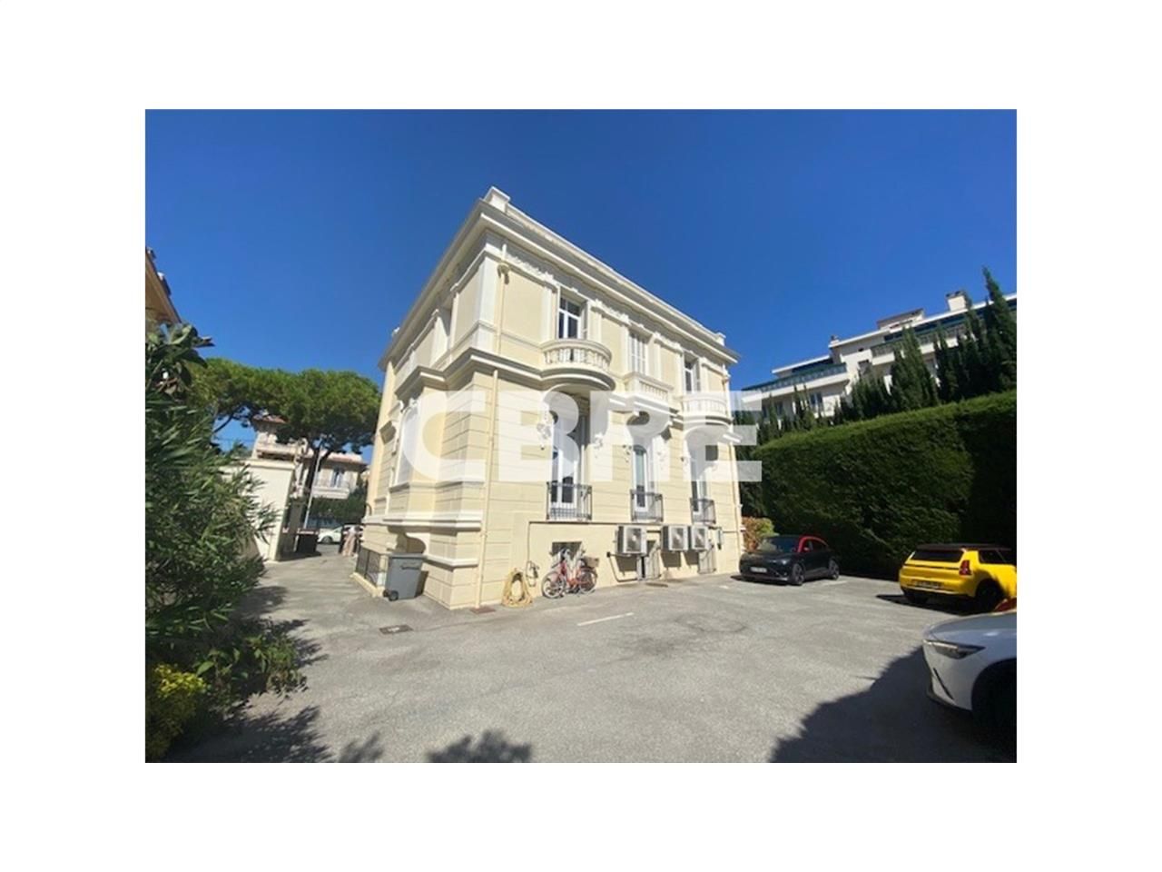 NICE IMPERIAL (06000) - CBRE vous propose d'insta