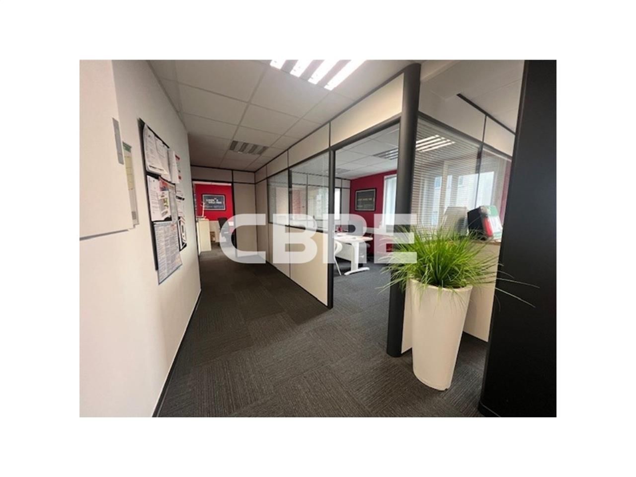 NICE OUEST (06200) - CBRE pour propose à la locat