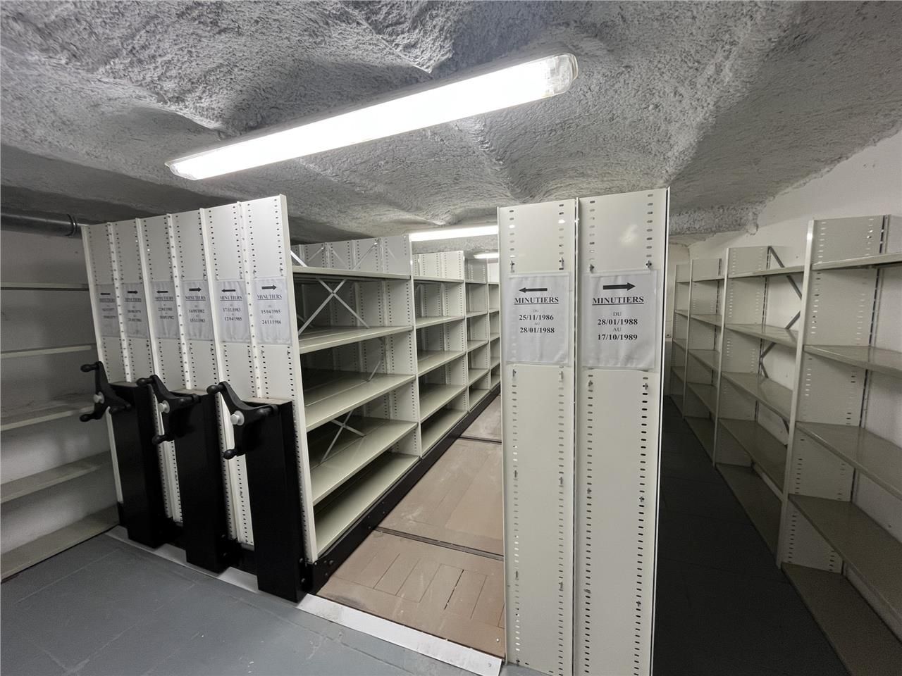 ANTIBES 06600 - CBRE vous propose à la location c