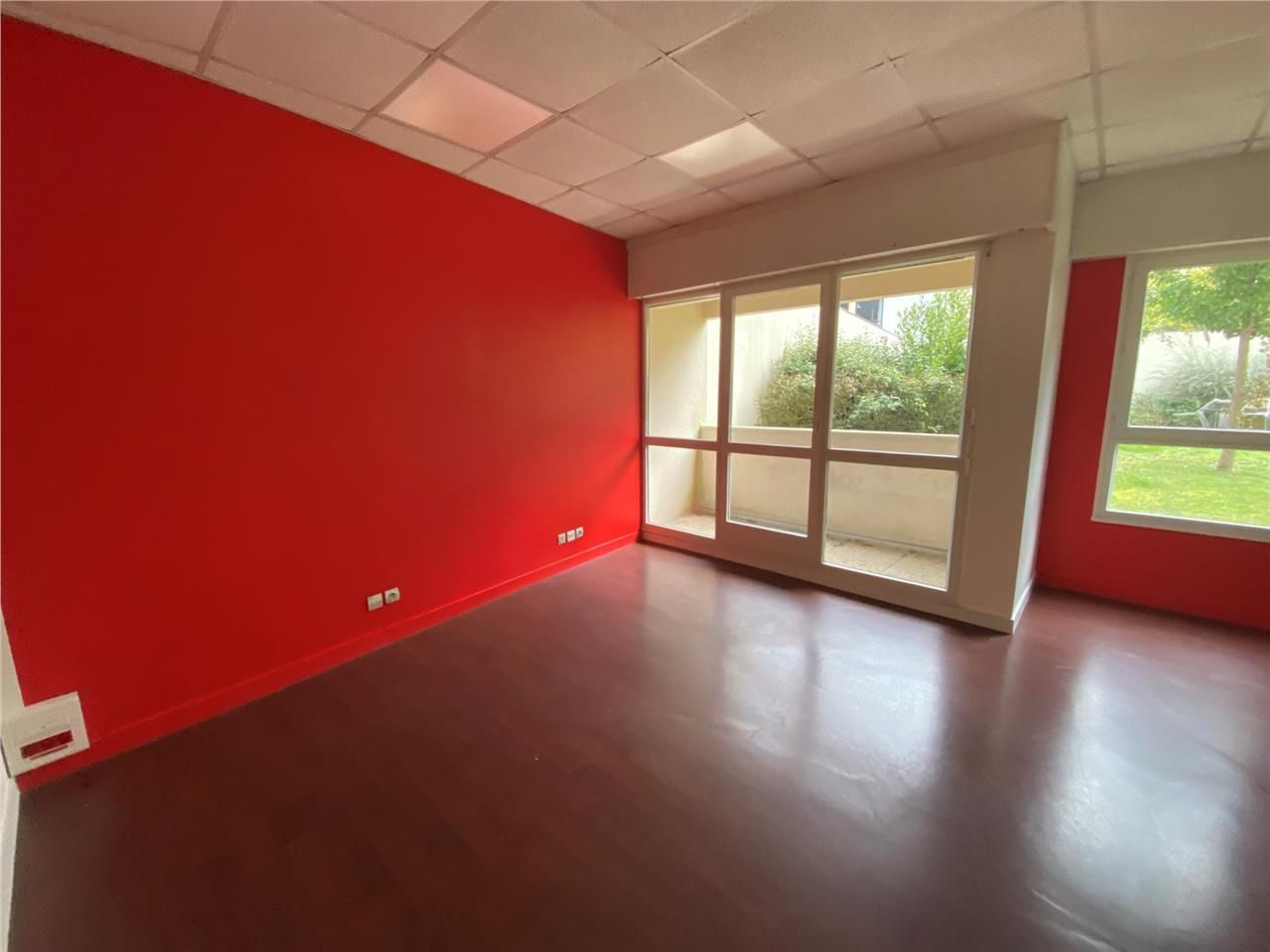 Idéalement situé en hyper centre ville de Rennes,