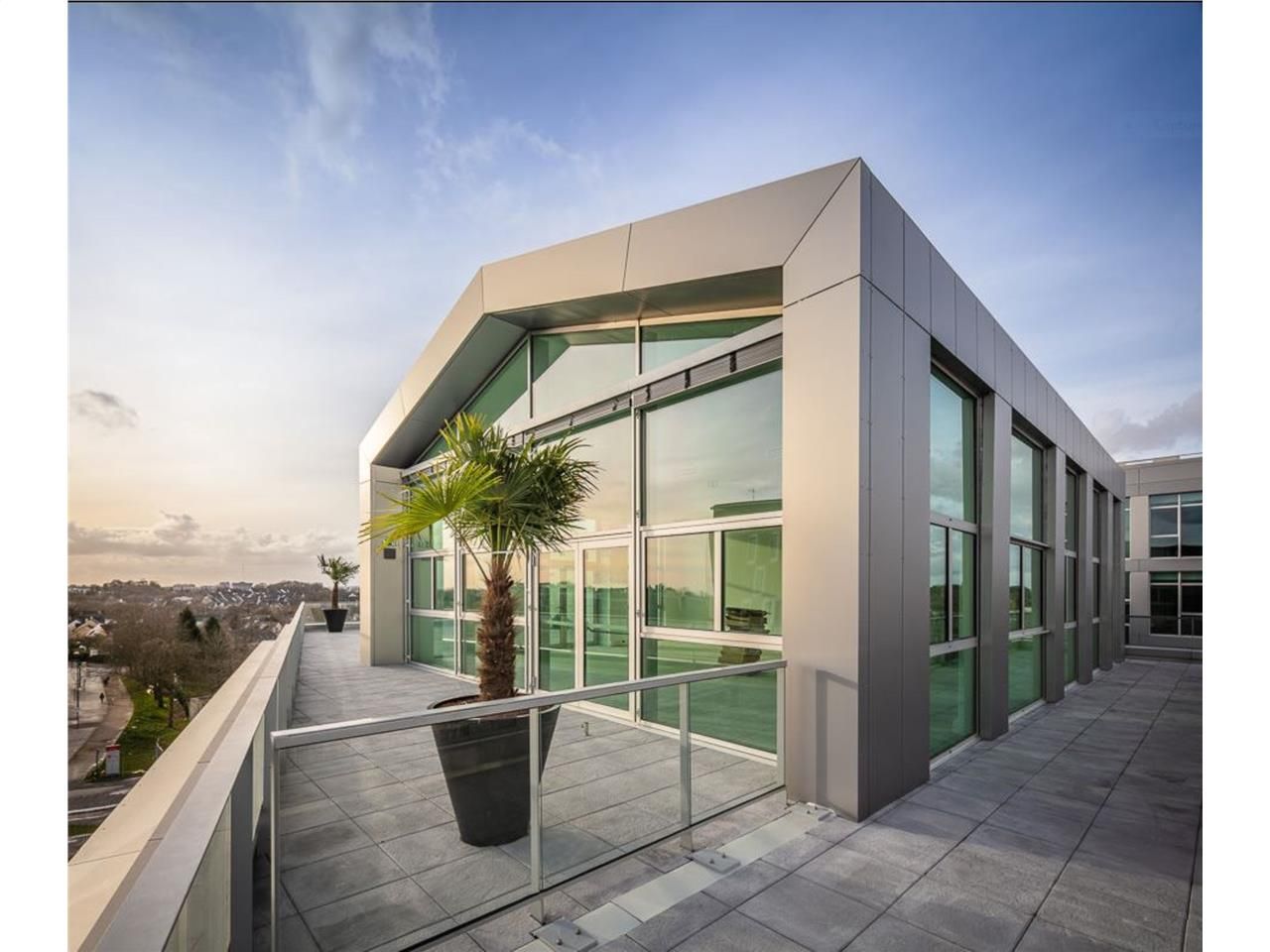 Situation privilégiée pour l'ensemble immobilier 