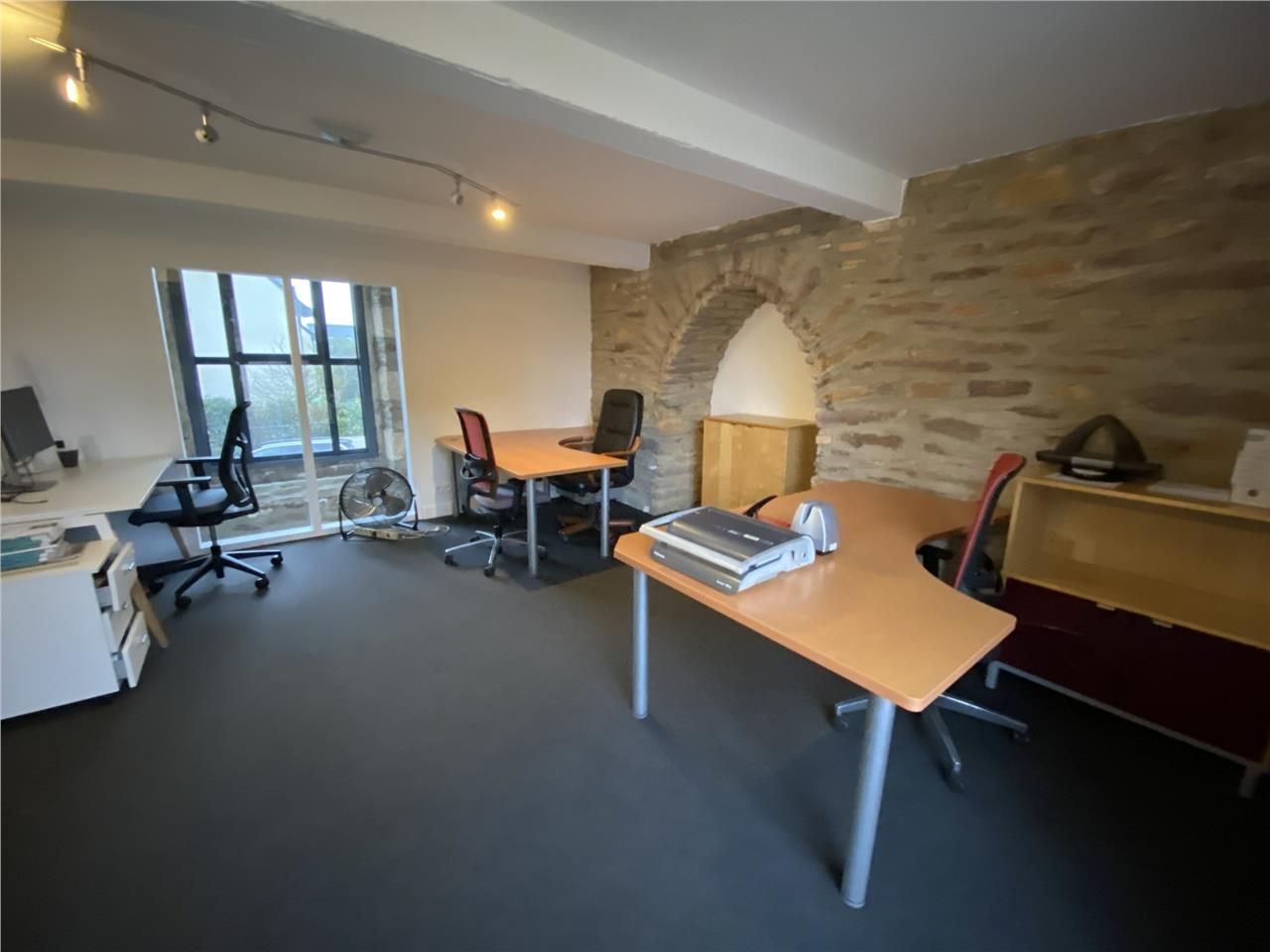 RENNES PERI CENTRE au sein d'un ensemble de carac