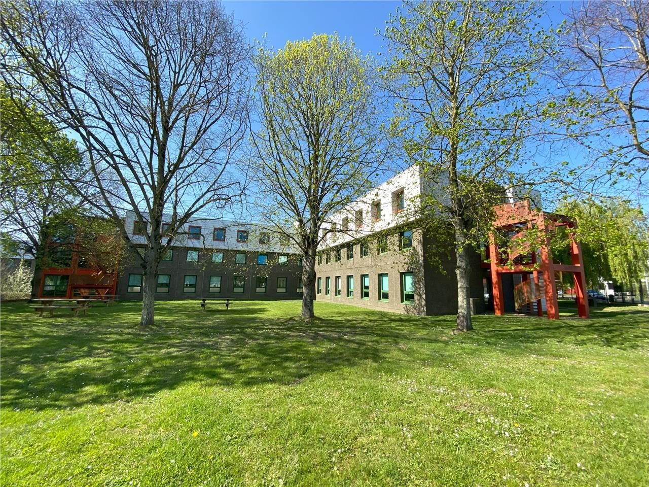 Situé au Nord de Rennes, avec un accès rapide au 