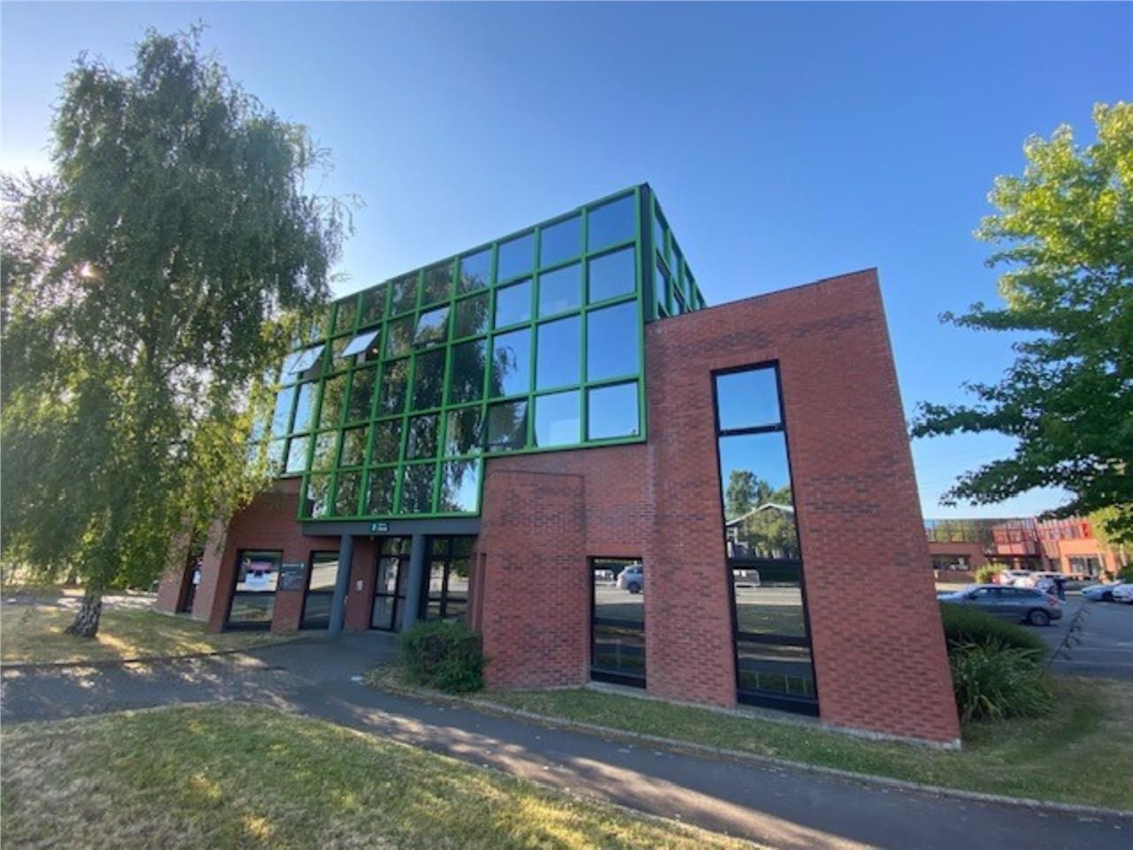 Au sein du parc tertiaire de la Bretèche situé à 