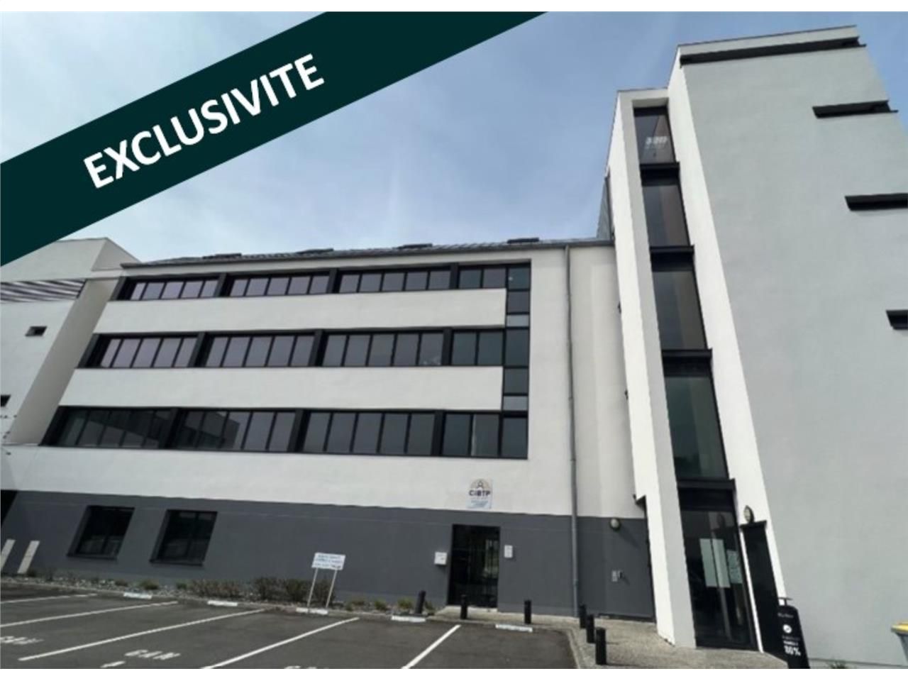 Sur un axe passant et dynamique, au sud de Rennes