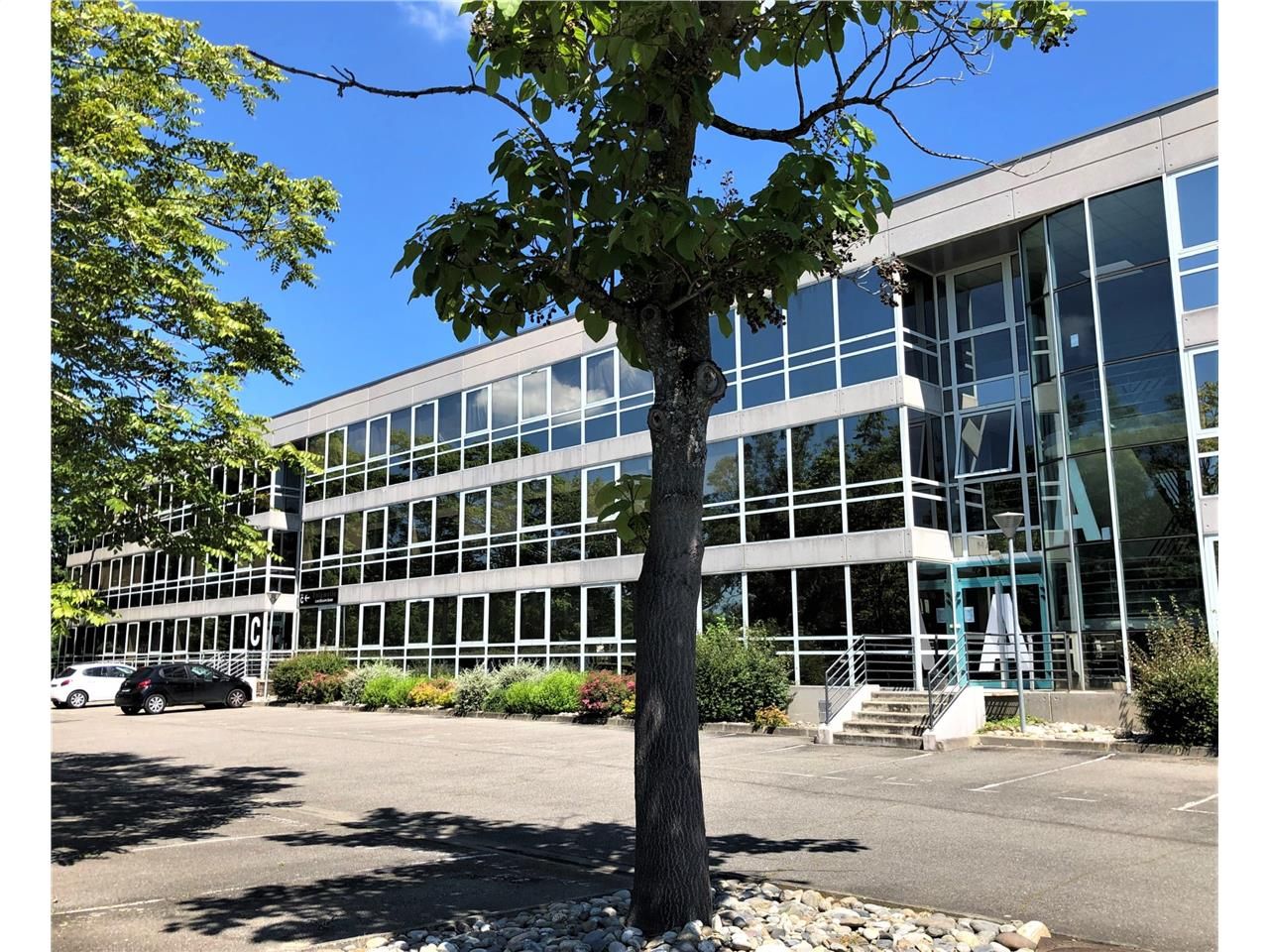 Bureaux à louer à LABEGE dans un immeuble bénéfic