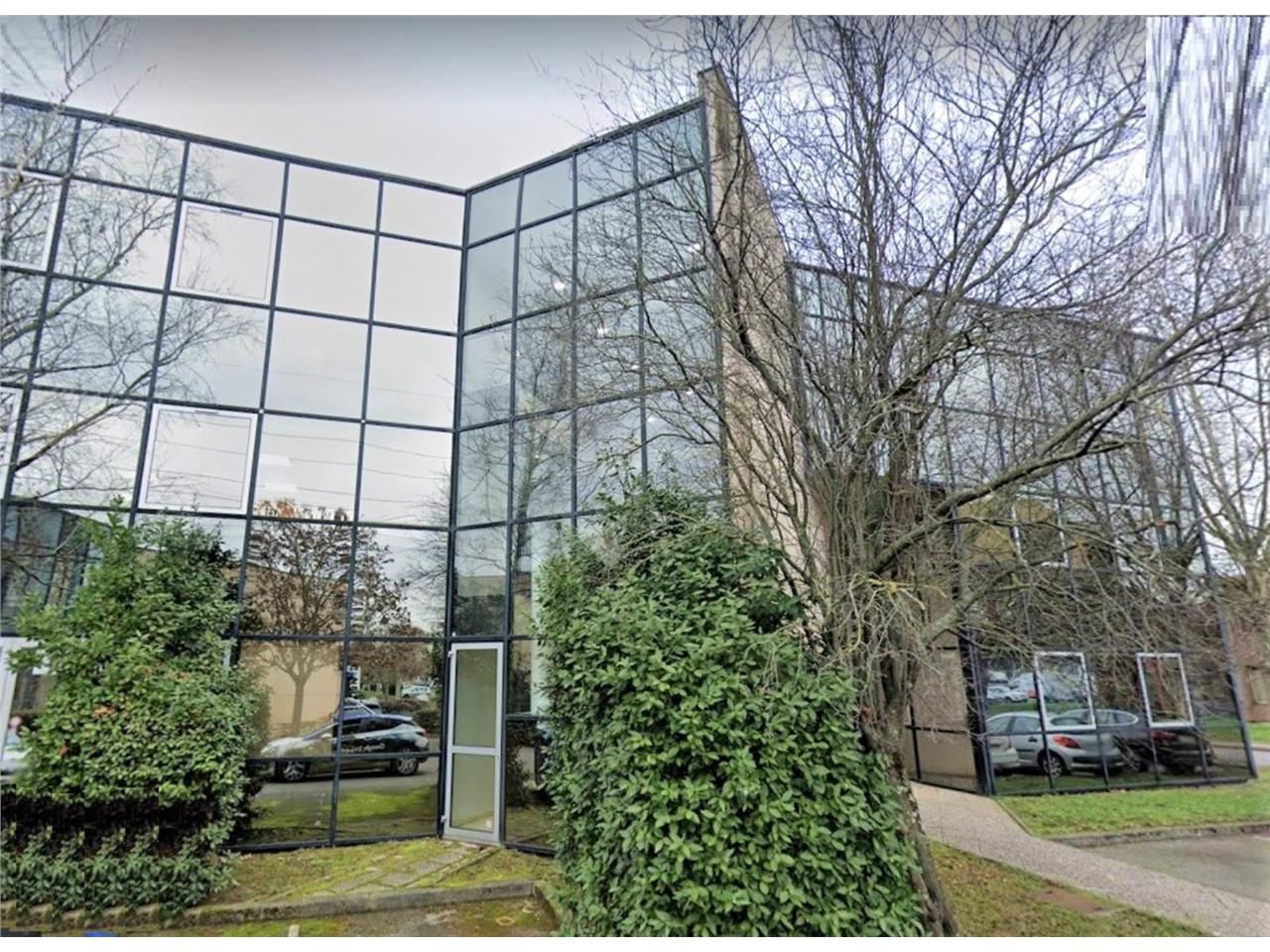 Bureaux à louer dans un immeuble en R+2, au coeur