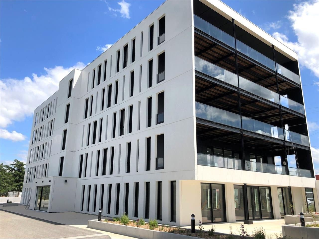 Bureaux à louer à TOULOUSE dans un immeuble récen