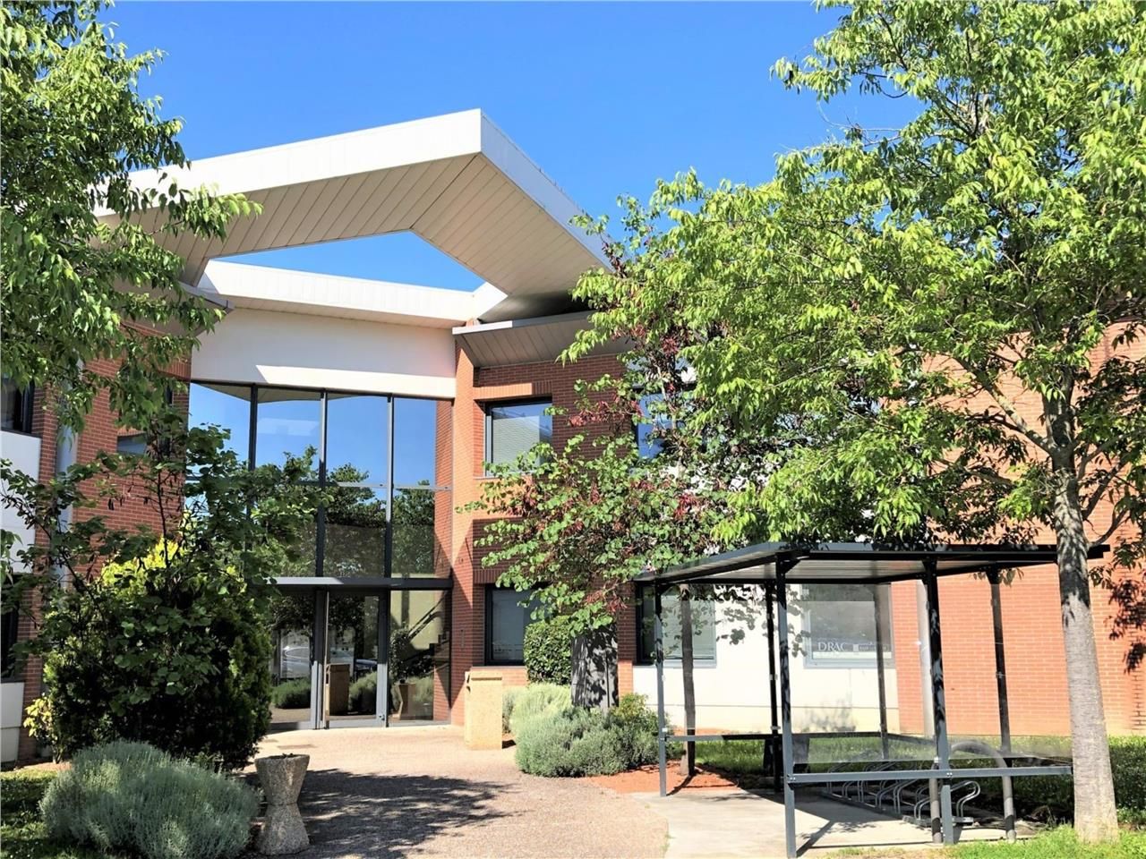 Bureaux à  louer à TOULOUSE  au coeur du parc ter