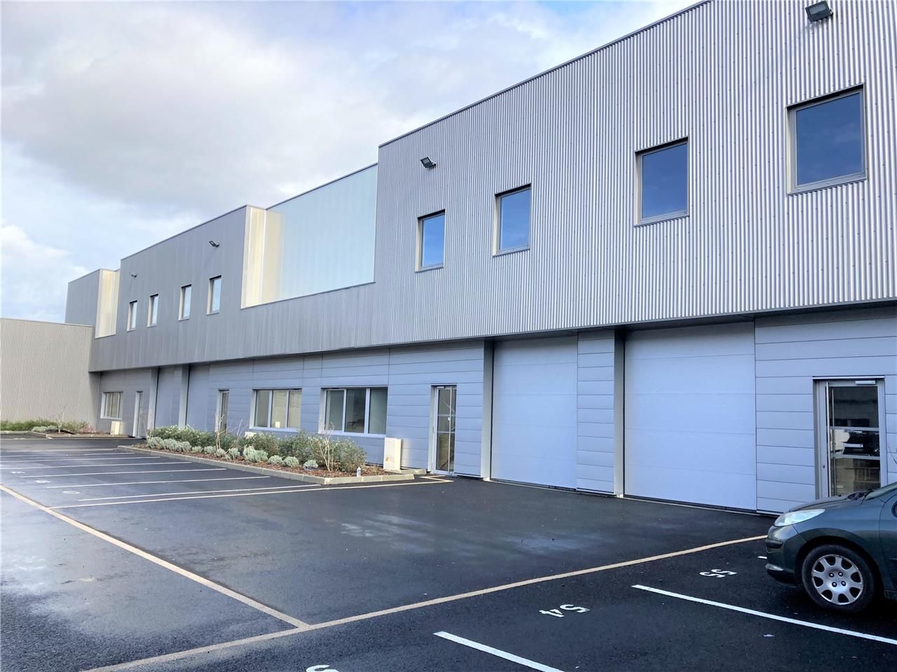 Local d'activité à louer à ESCALQUENS , dans la z