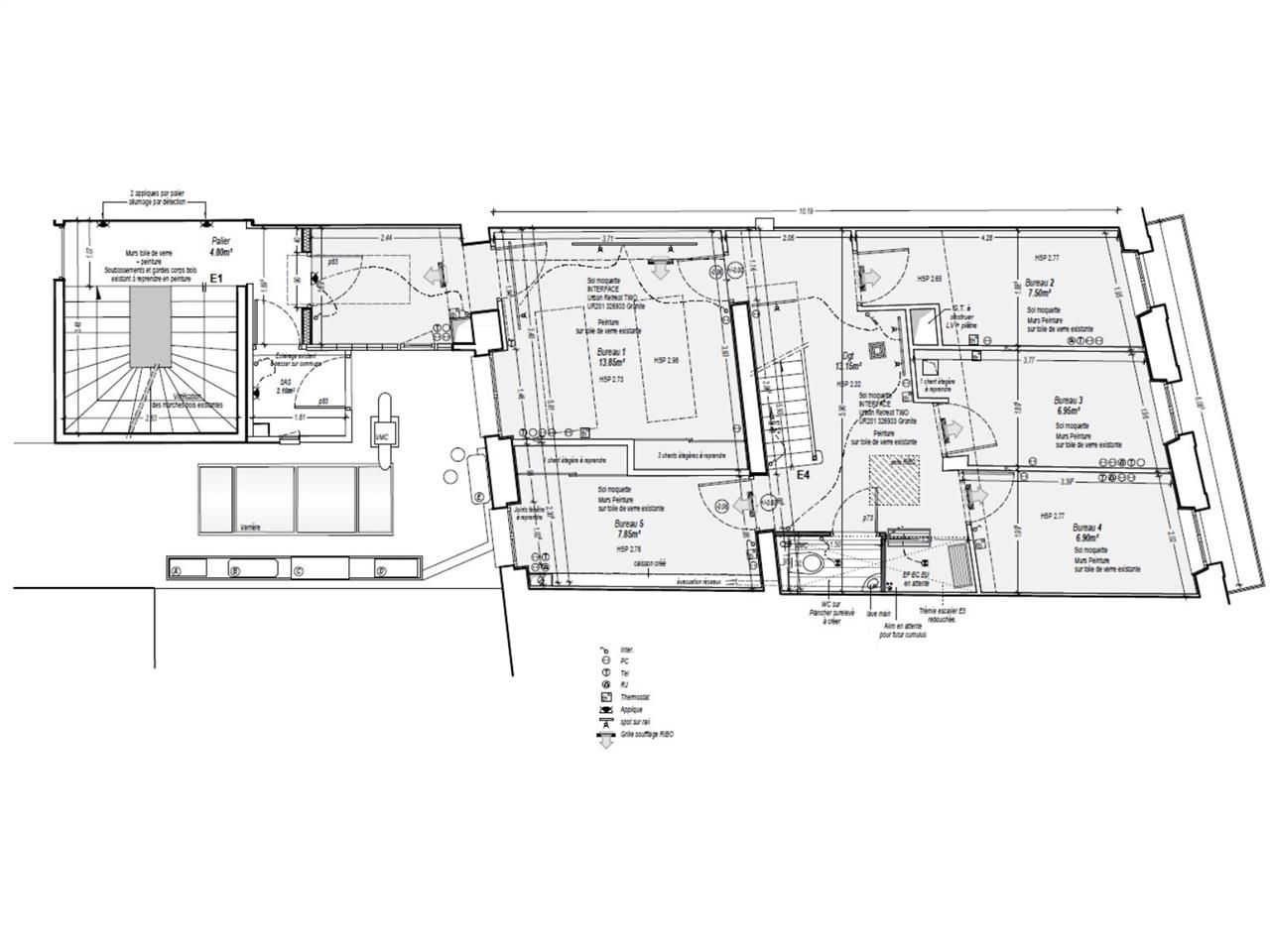 Location bureaux 128 m² non divisibles