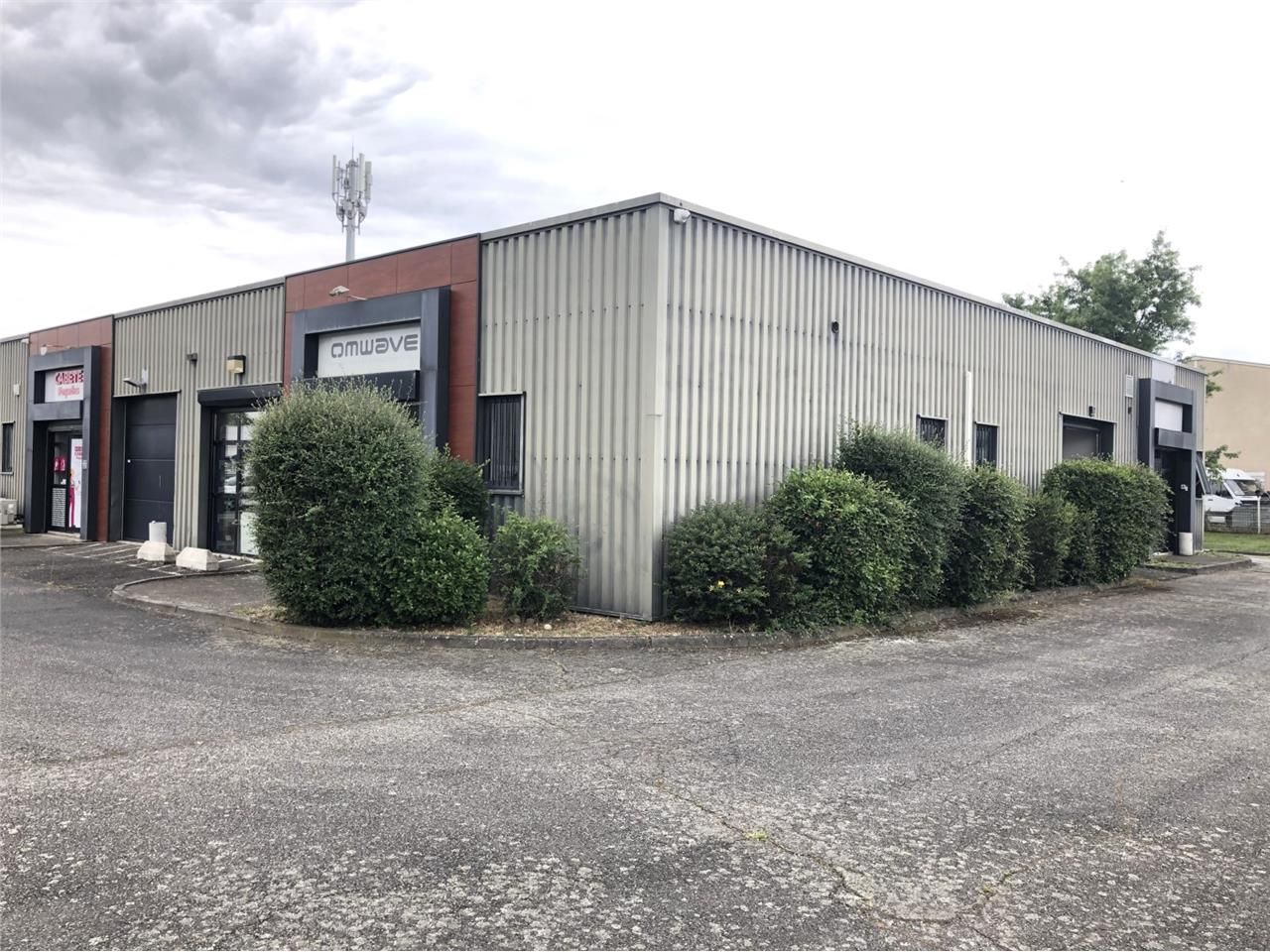 Local d'activité à louer, dans la ZAC des Violett