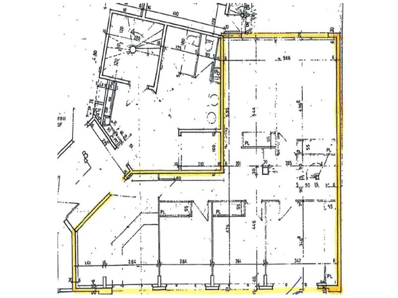 Location bureaux 136 m² non divisibles