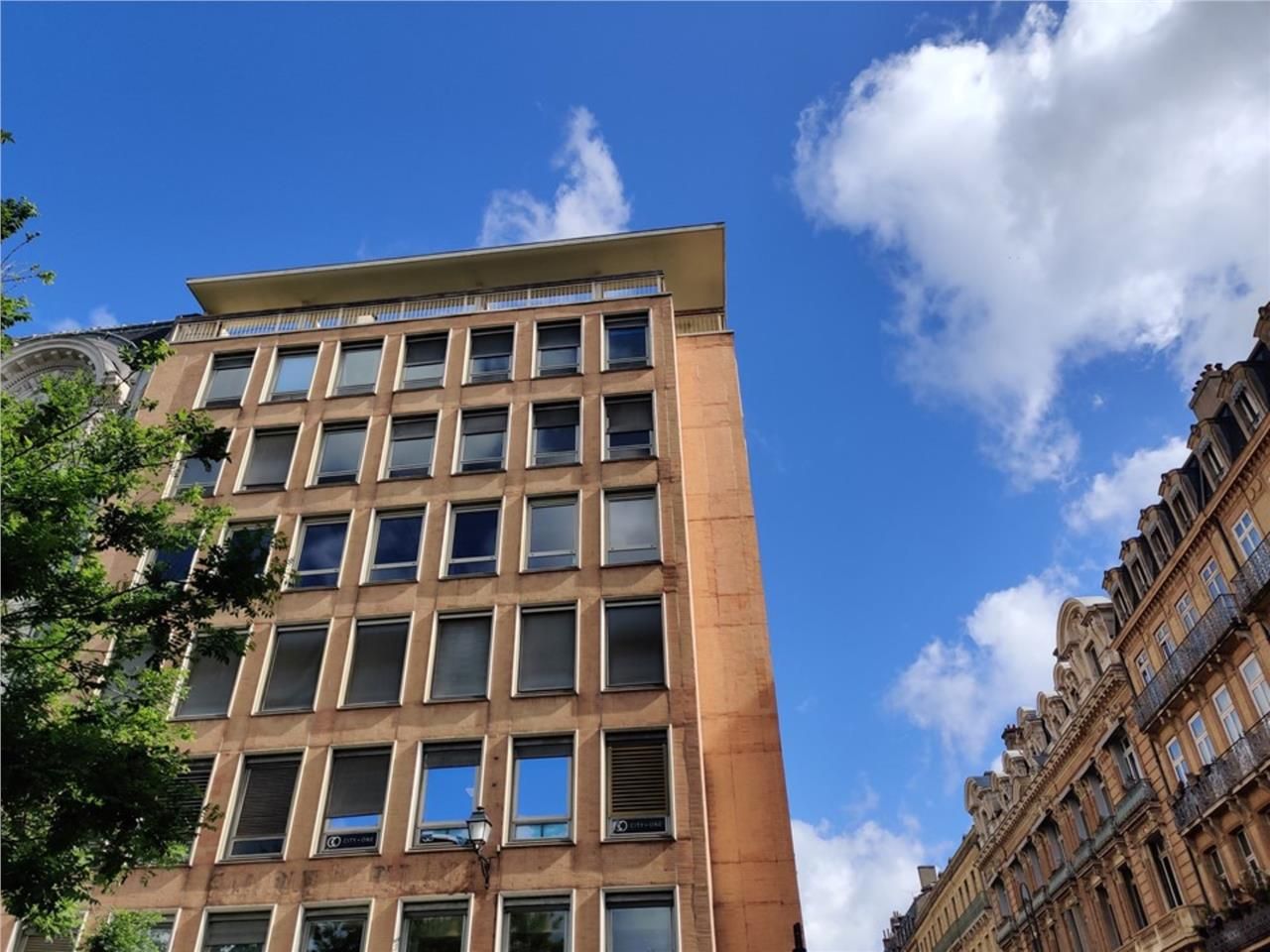 Bureaux à louer en hyper centre-ville, à 50 mètre