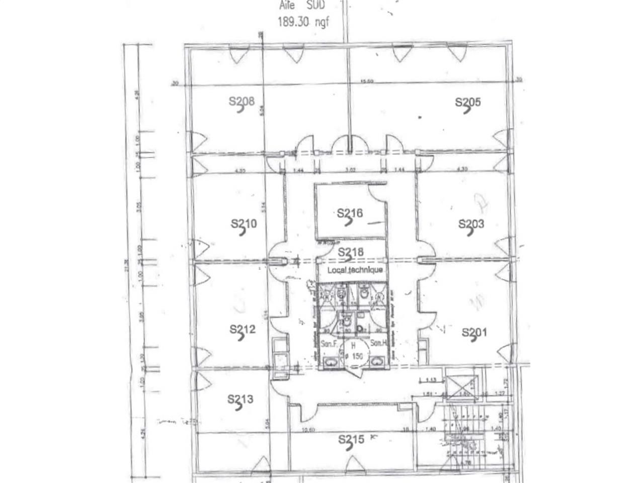 Location bureaux 805 m² divisibles à partir de 236 m²