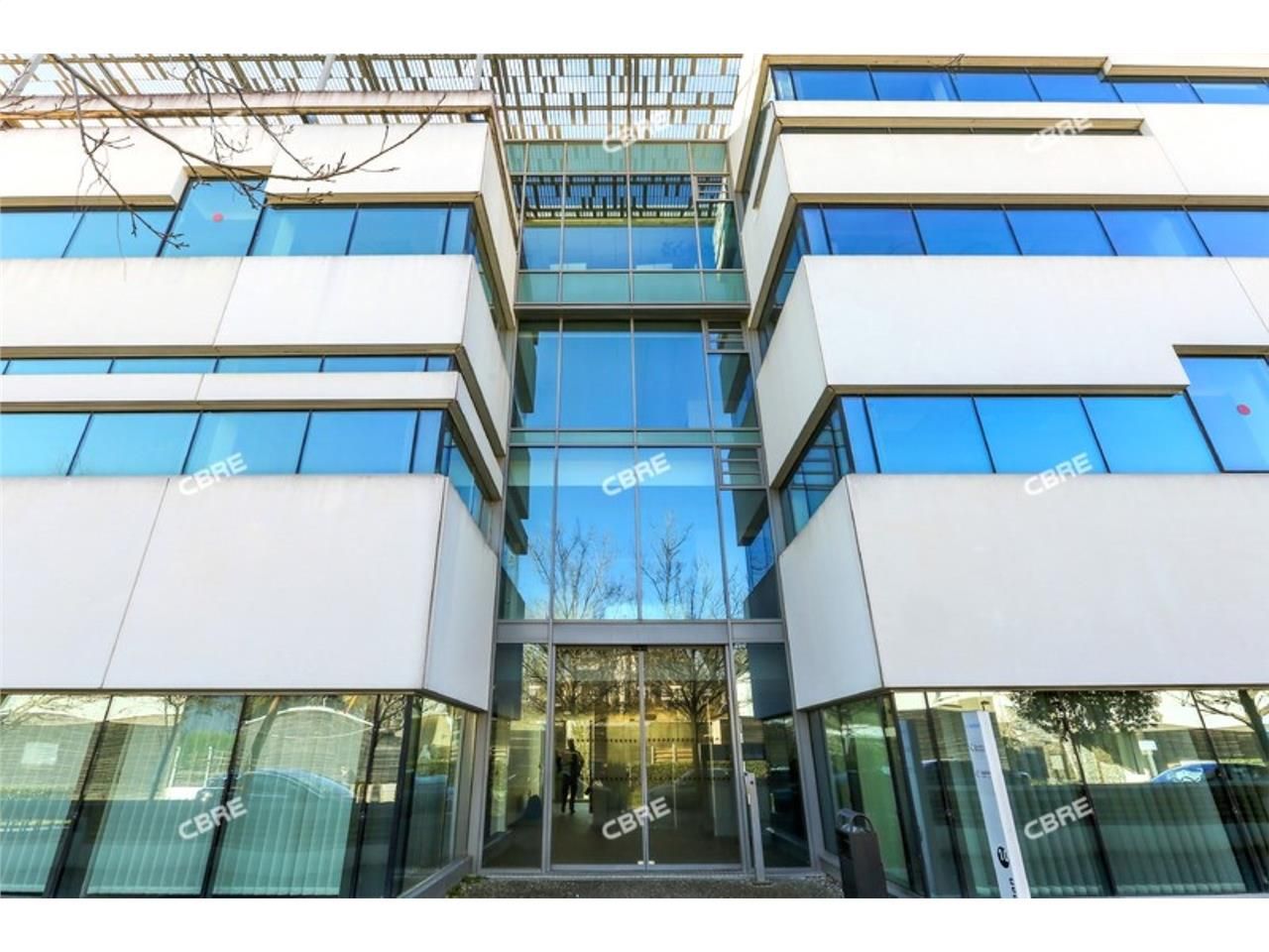 Bureaux à louer à BALMA, dans un immeuble récent