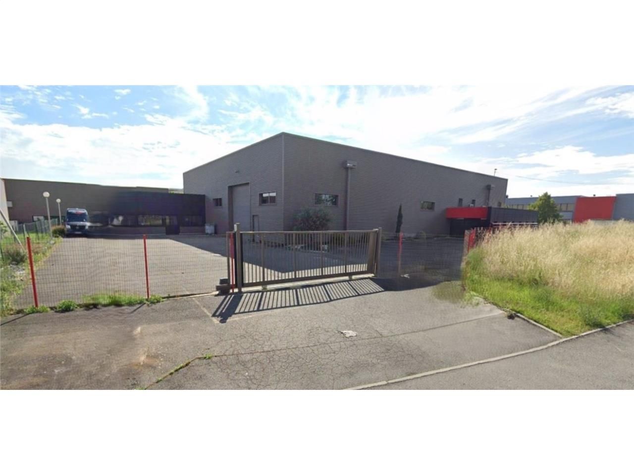 Bâtiment d'Activité à vendre dans un site clos de