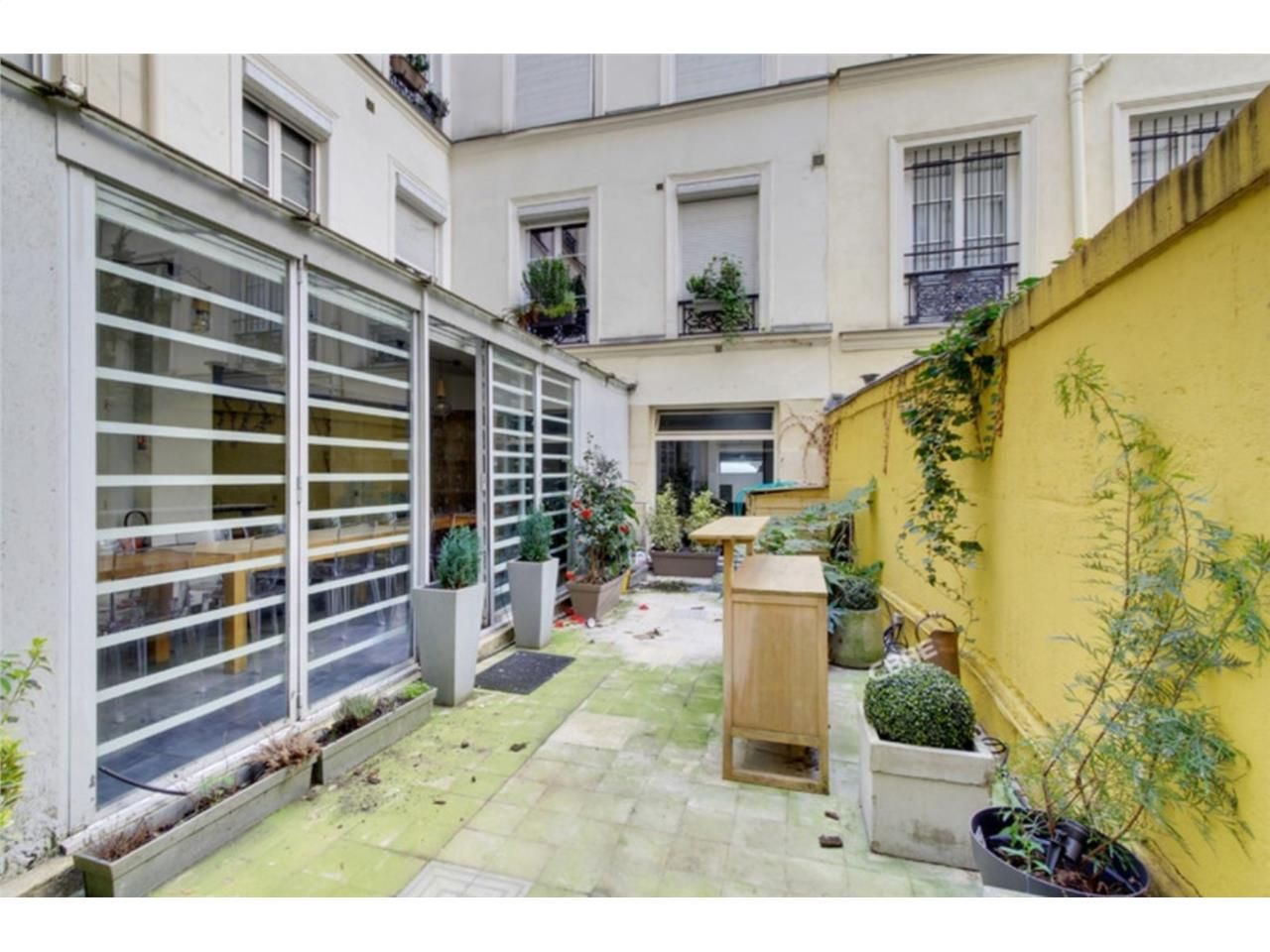 CBRE vous propose à l'acquisition une surface com