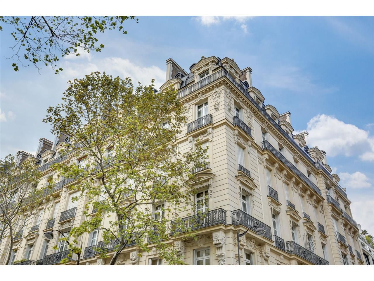 Locaux de prestige par excellence situés dans le 