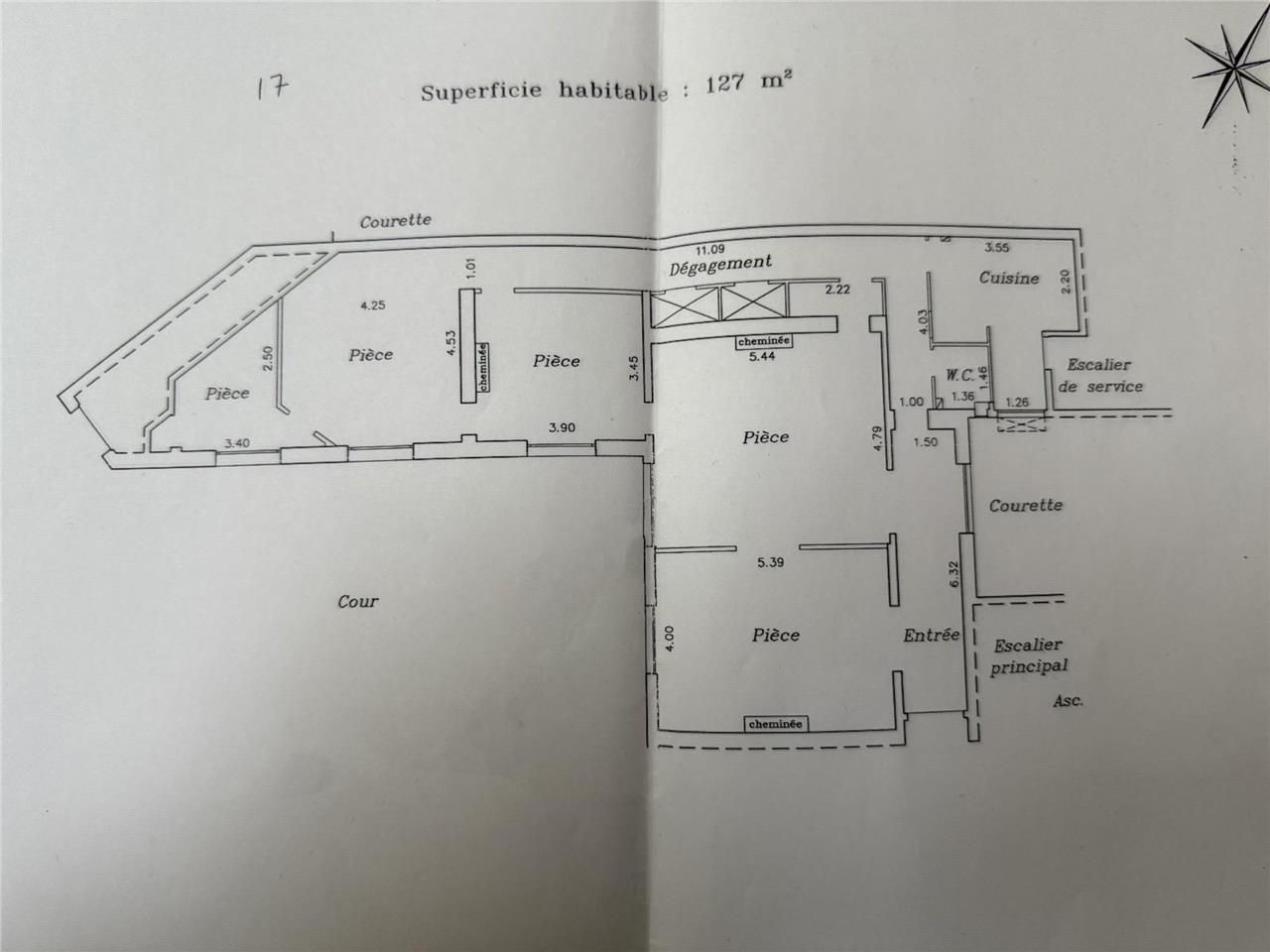 Vente bureaux 127 m² non divisibles