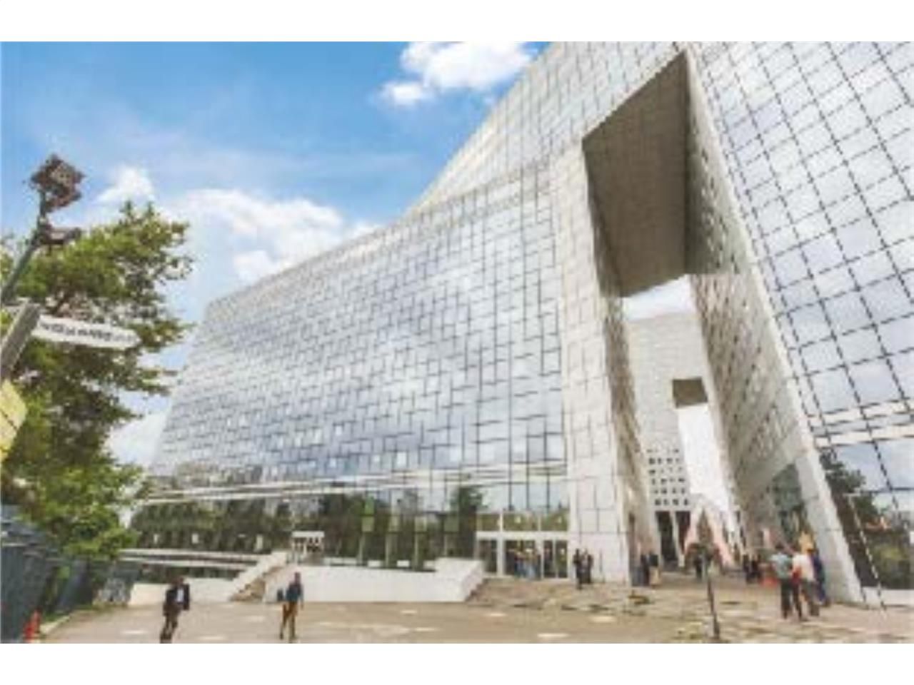 CBRE numéro 1 mondial en immobilier d'entreprise 