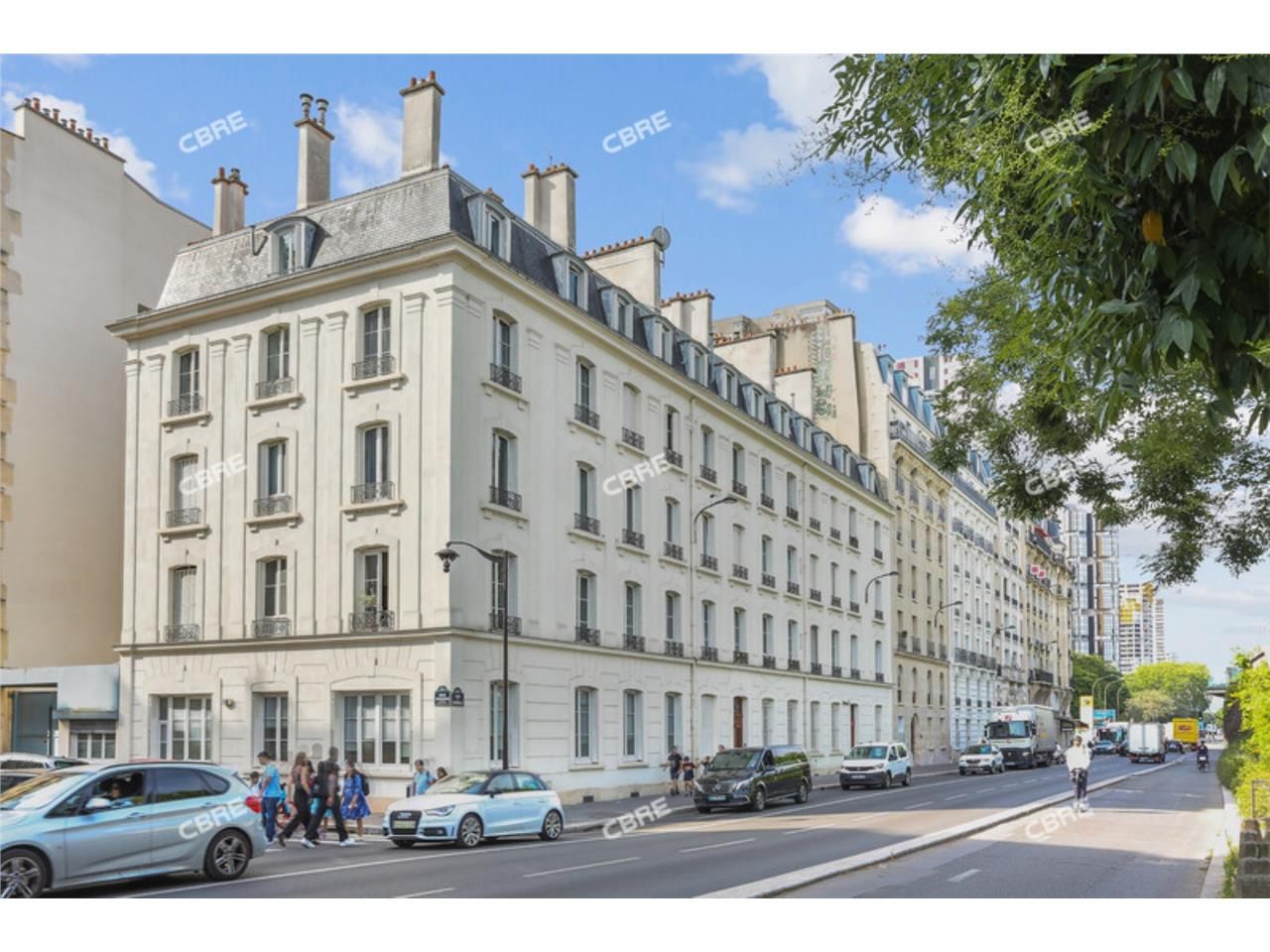 CBRE vous propose d'acquérir des lots de copropri