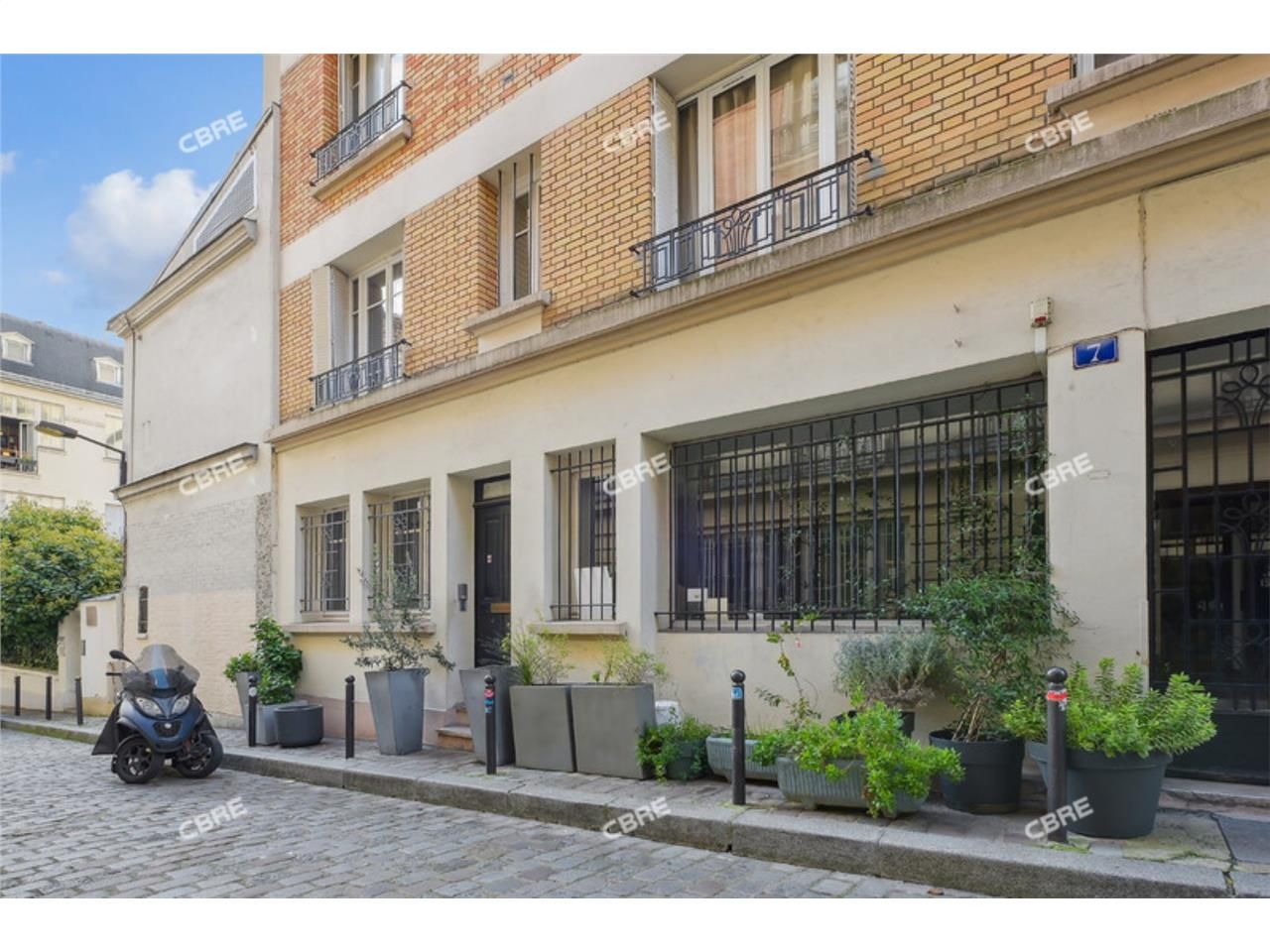 CBRE vous propose ces bureaux à la vente. Un espa