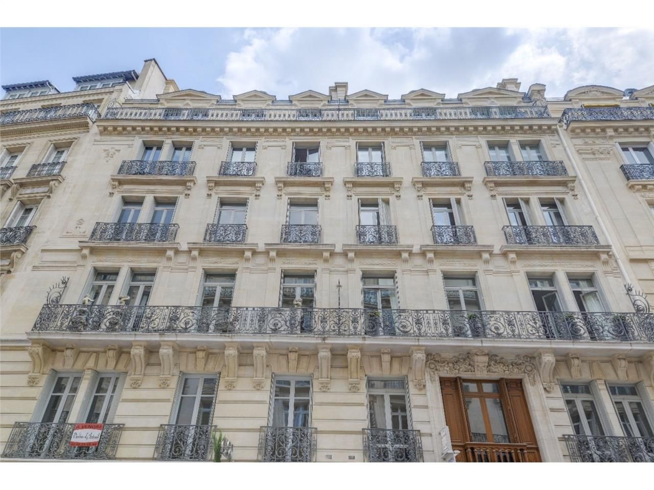 CBRE vous propose à la vente, un actif de très ha