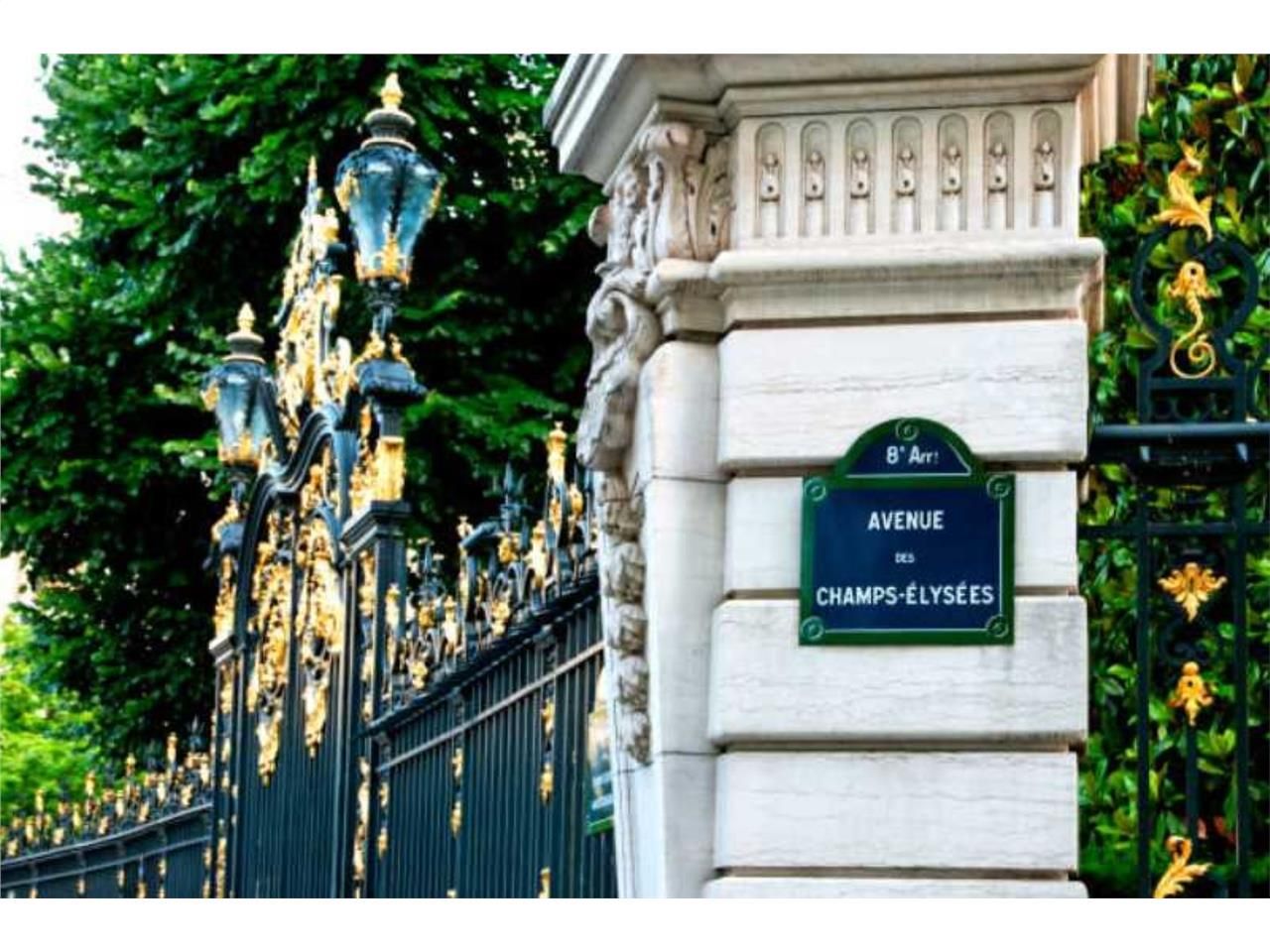 Au coeur du 8eme arrondissement, à proximité immé