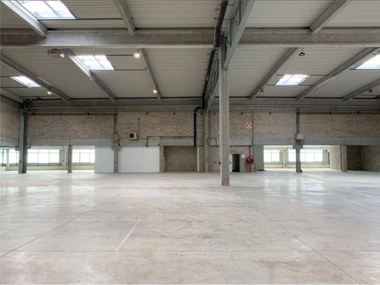 EXCLUSIVITE - CBRE vous propose à louer un entrep