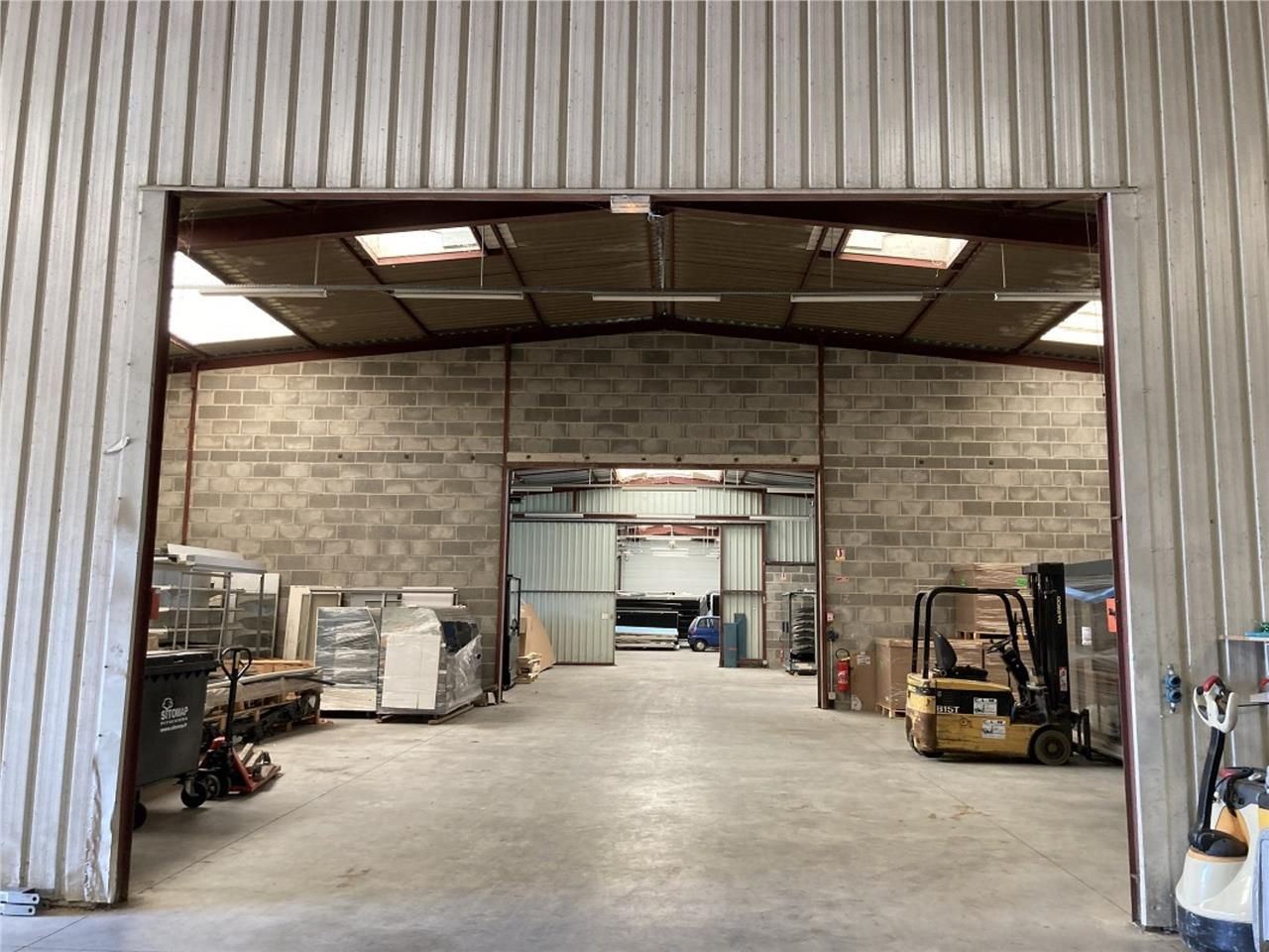 CBRE vous propose à louer un entrepôt/local d'act