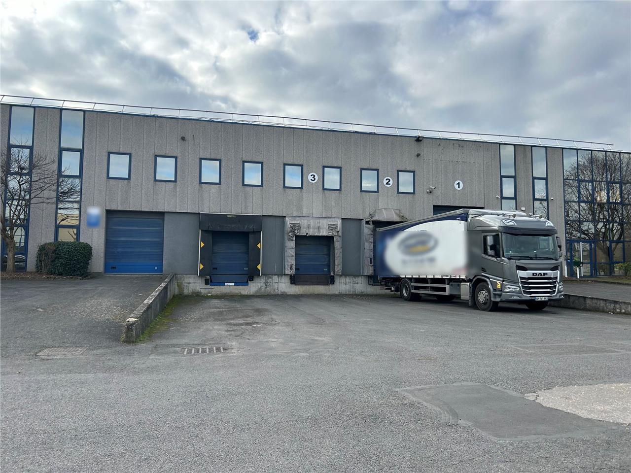 CBRE vous propose à louer, des cellules d'activit