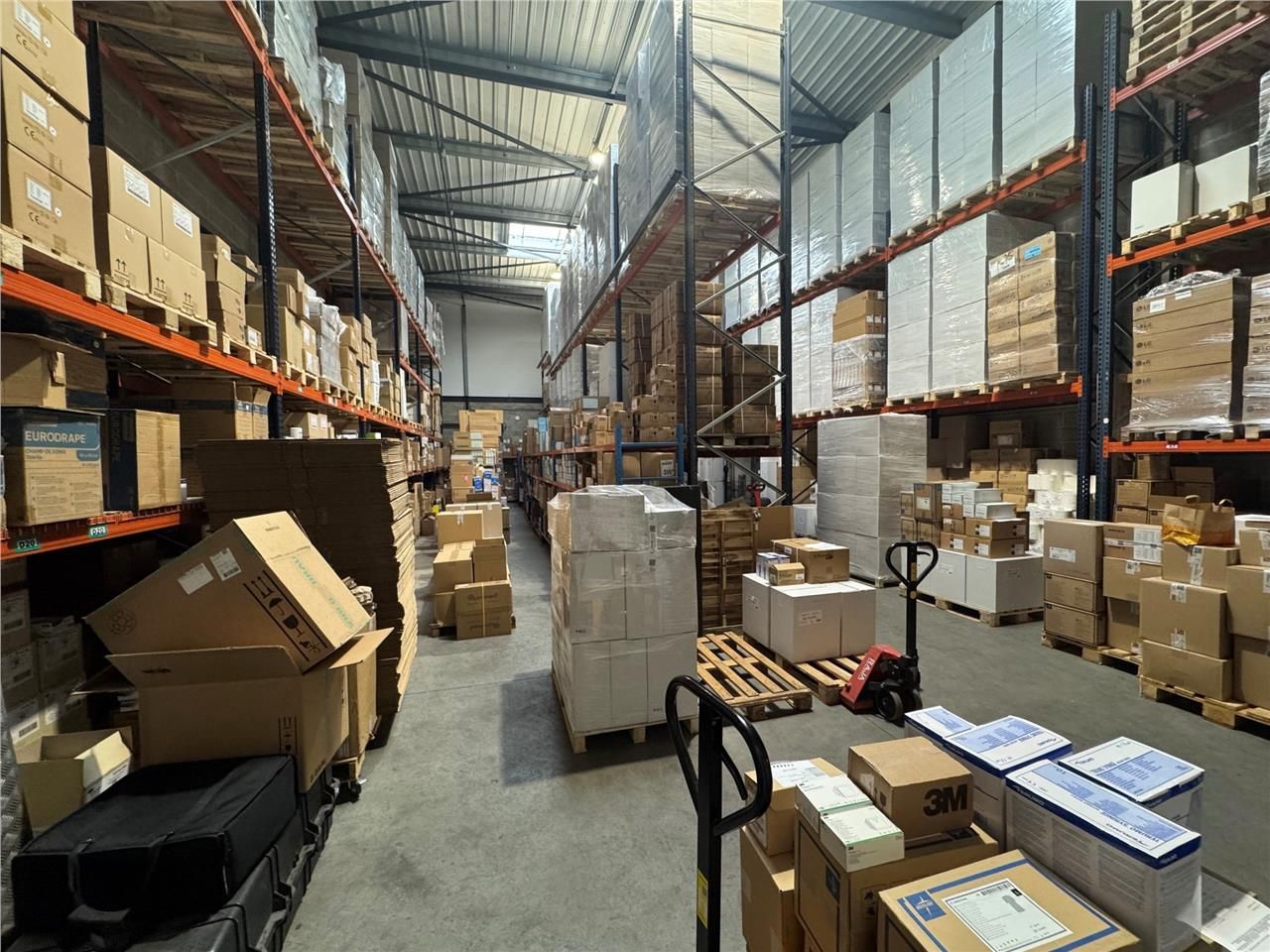 CBRE vous propose à vendre, un local dans un parc