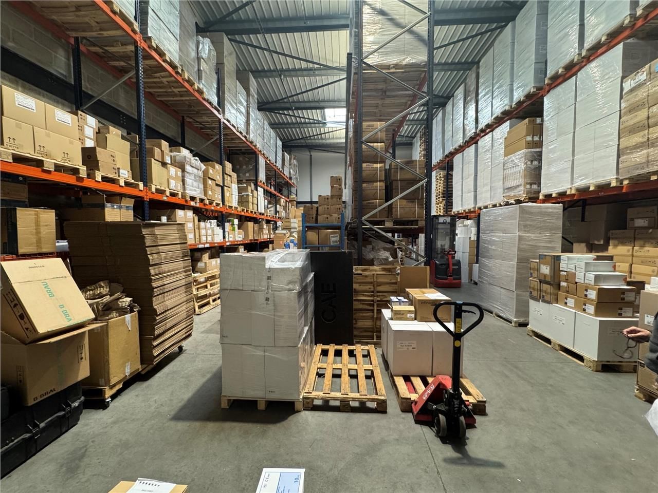 CBRE vous propose à vendre, un local dans un parc