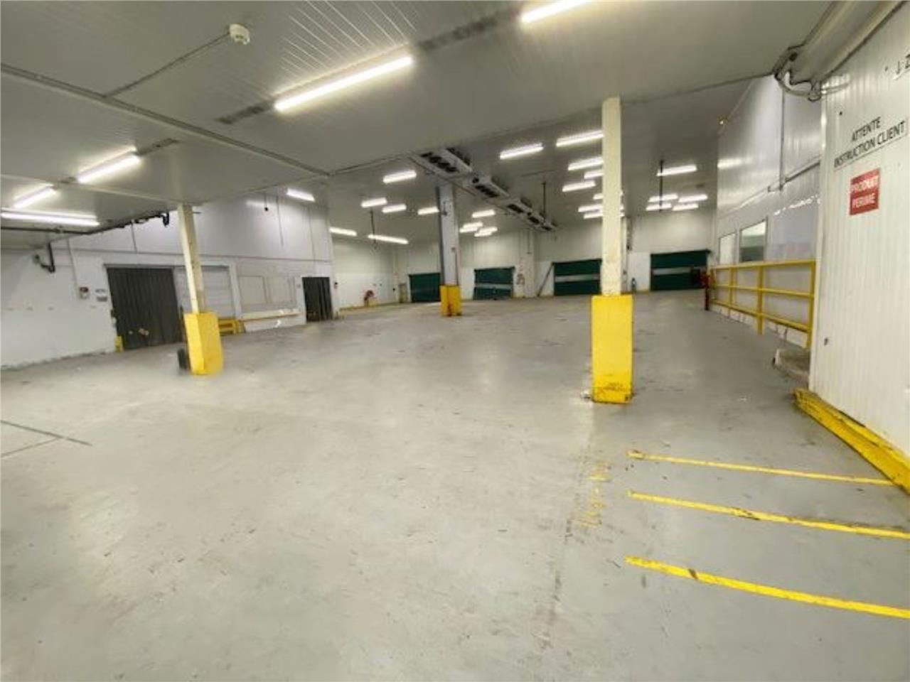 LOGISTIQUE URBAINE - CBRE vous propose à louer, u