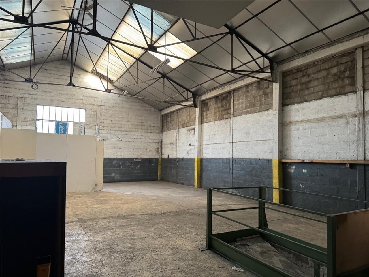 CBRE vous propose à vendre un entrepôt/local d'ac