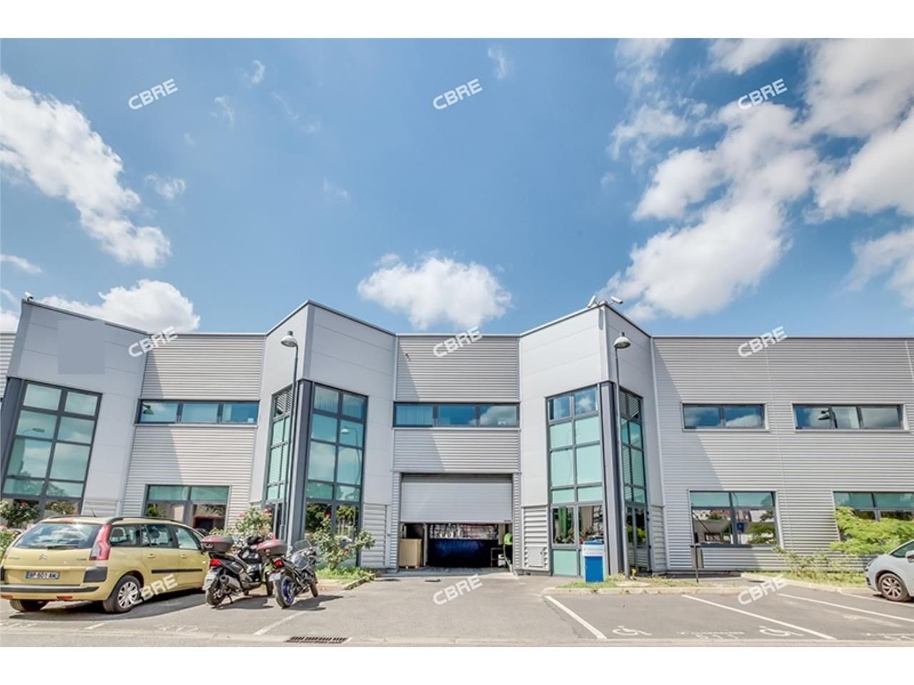 LOGISTIQUE URBAINE - CBRE vous propose à louer, d