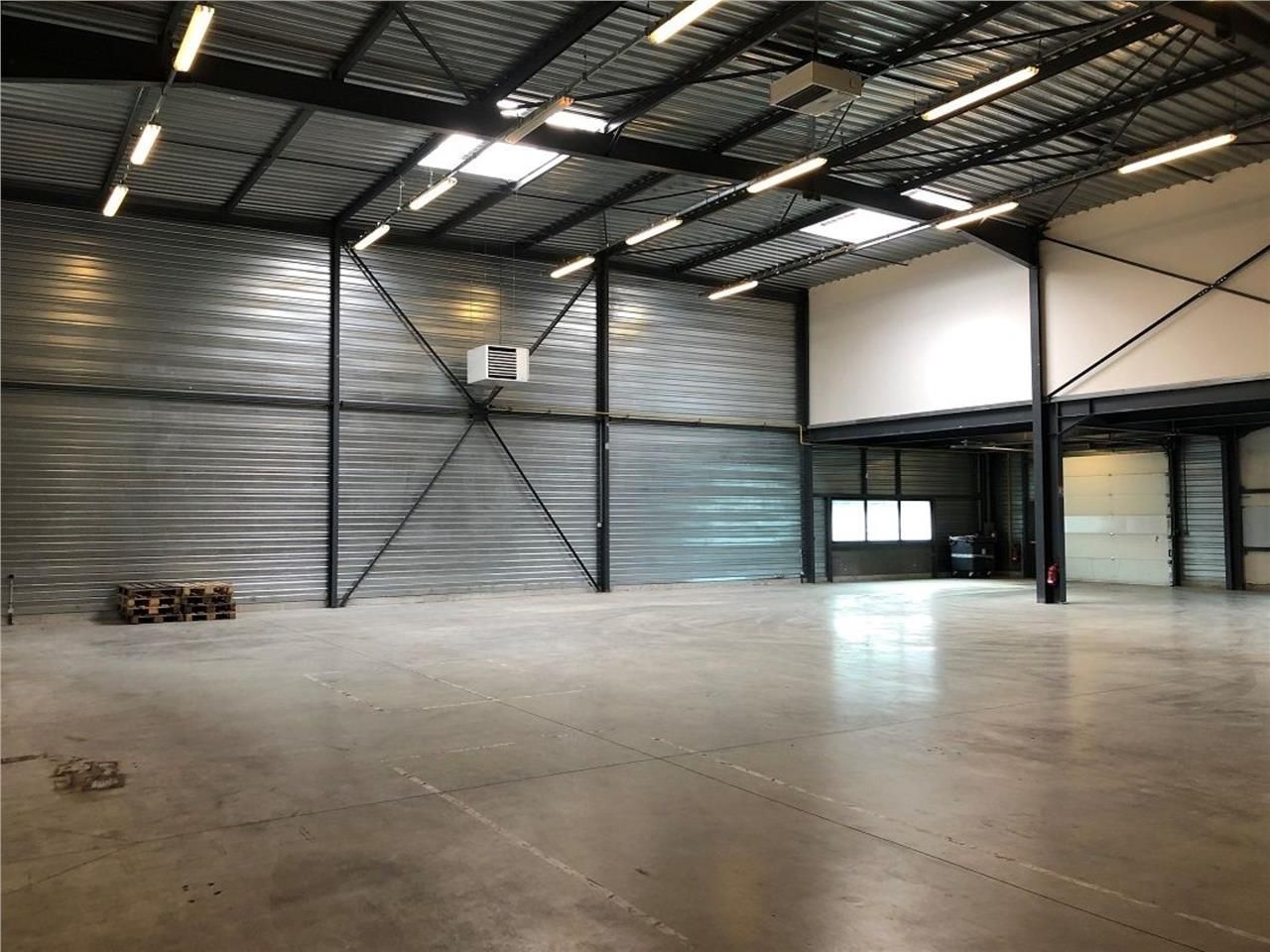 CBRE vous propose à louer, des cellules d'activit