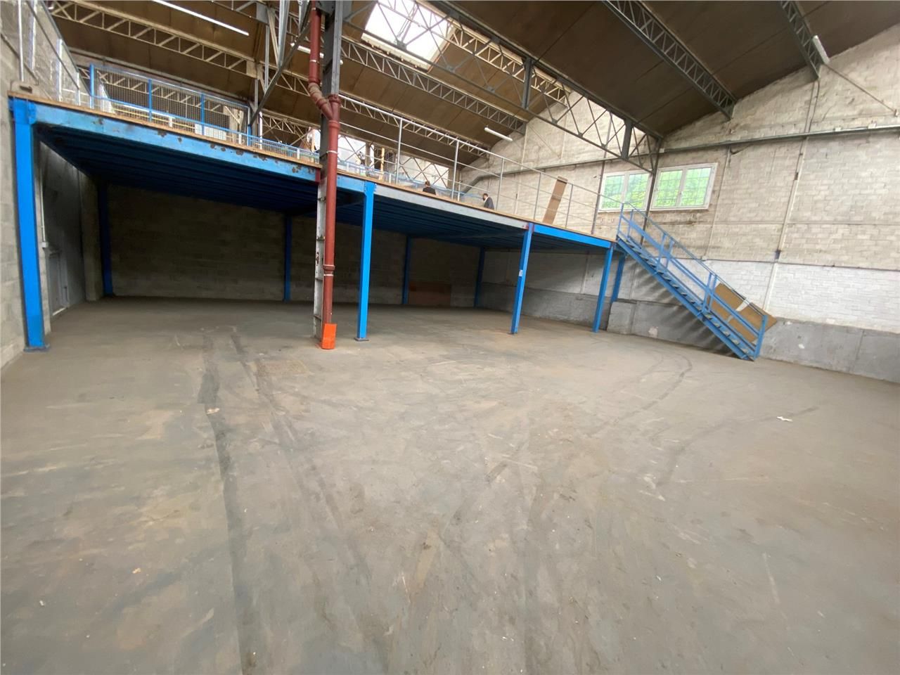 LOGISTIQUE URBAINE - CBRE vous propose à louer su