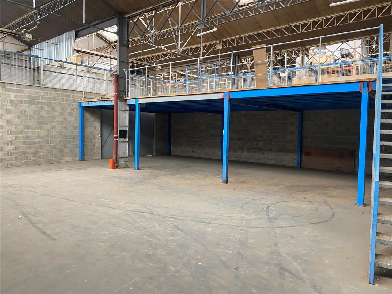 LOGISTIQUE URBAINE - CBRE vous propose à louer su