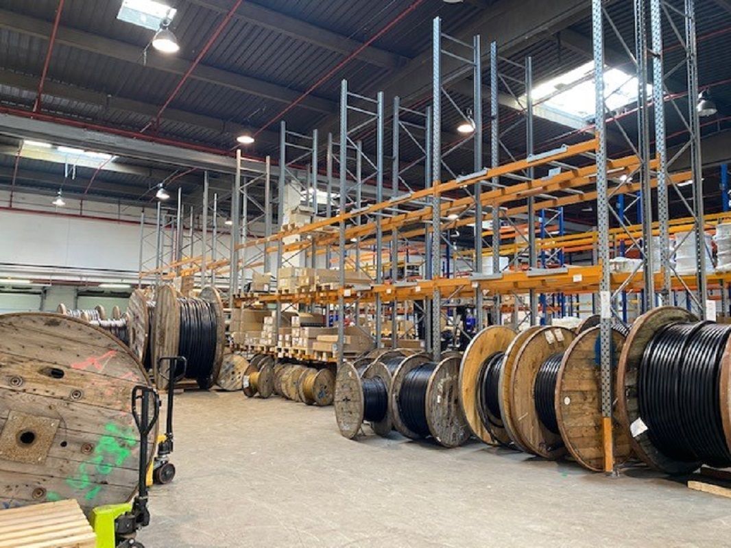 CBRE vous propose à louer, un entrepôt d'activité