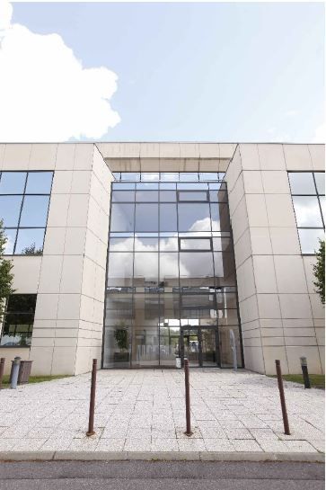 CBRE vous propose à louer un entrepôt/local d'act