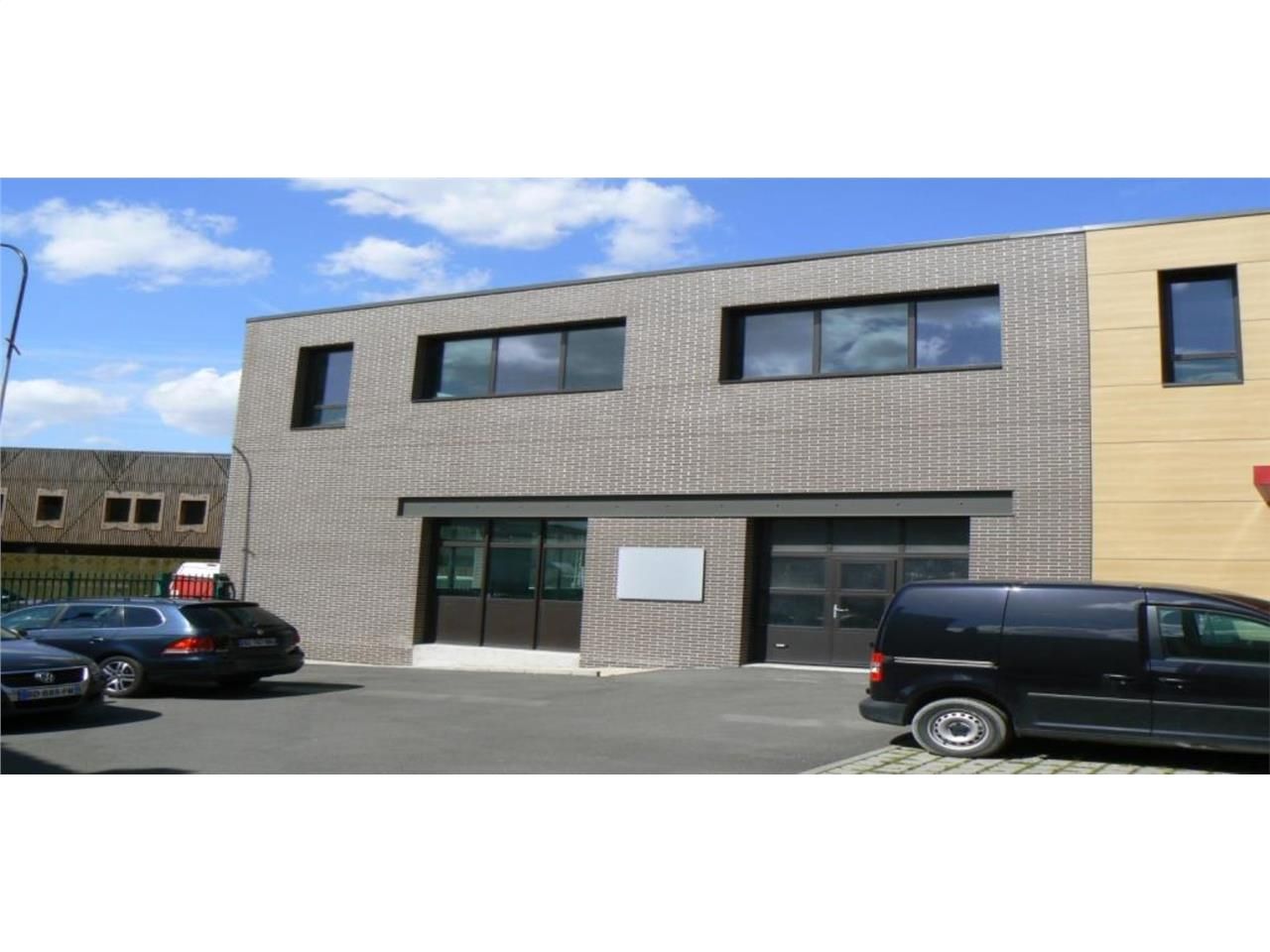 LOGISTIQUE URBAINE - A LOUER - CBRE vous propose 