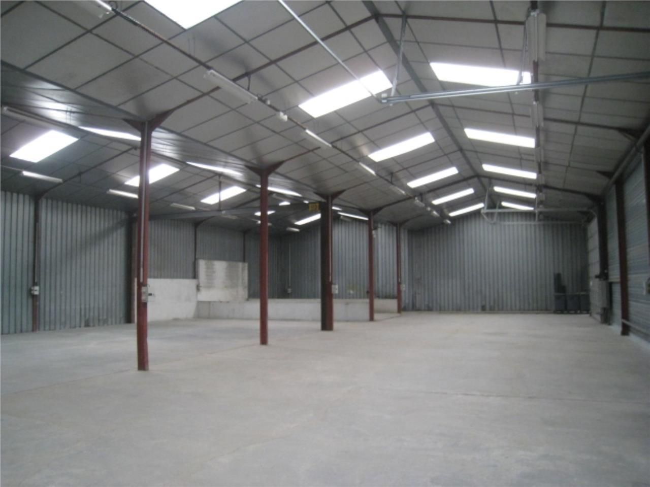 CBRE vous propose à louer, un bâtiment indépendan