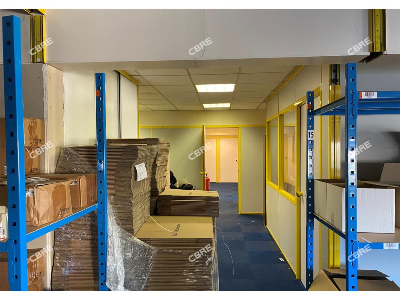 CBRE vous propose à vendre un entrepôt/local d'ac