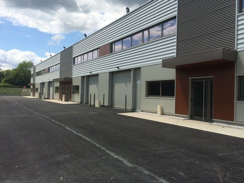 A LOUER - CBRE vous propose sur la commune de Gri