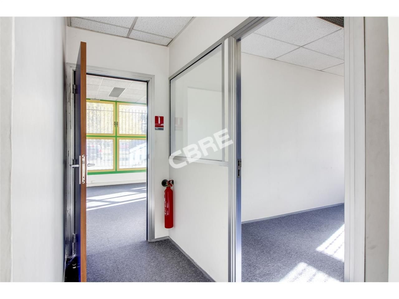 A LOUER - CBRE vous propose sur la commune de Lis